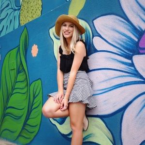 Forever 21 Gingham Ruffle Skirt